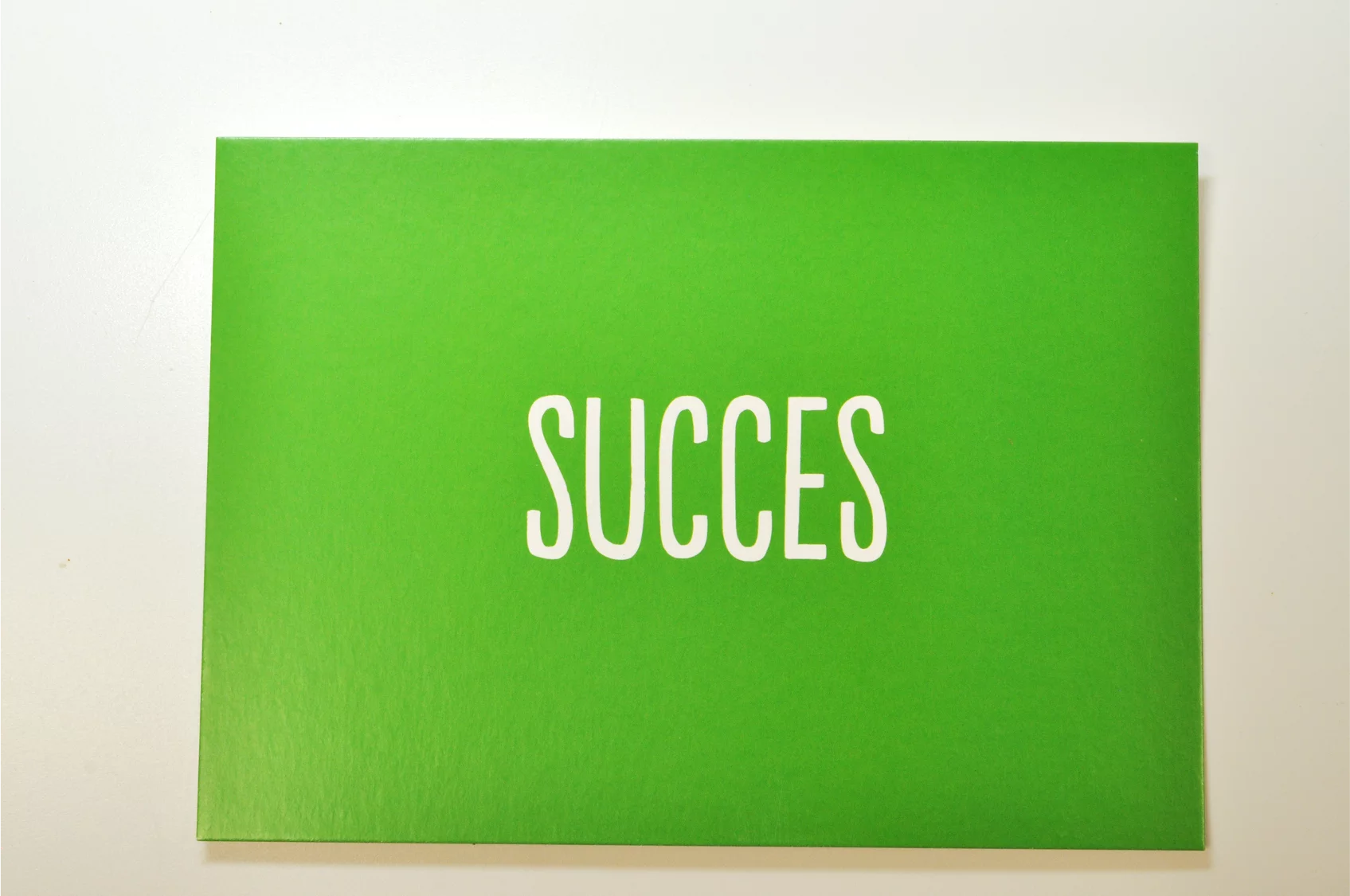 SUCCES SUCCES